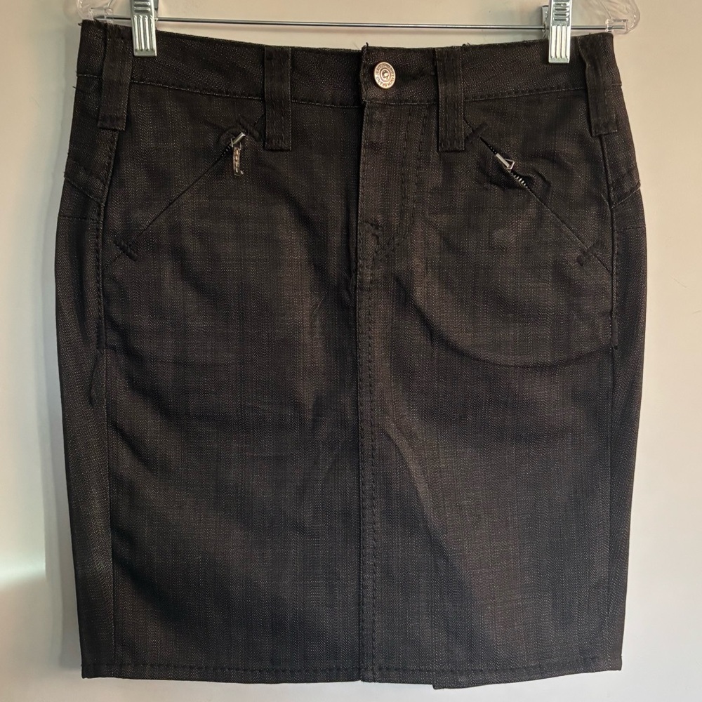 True Religion (Sample) Blk Denim Skirt Red/White Tags